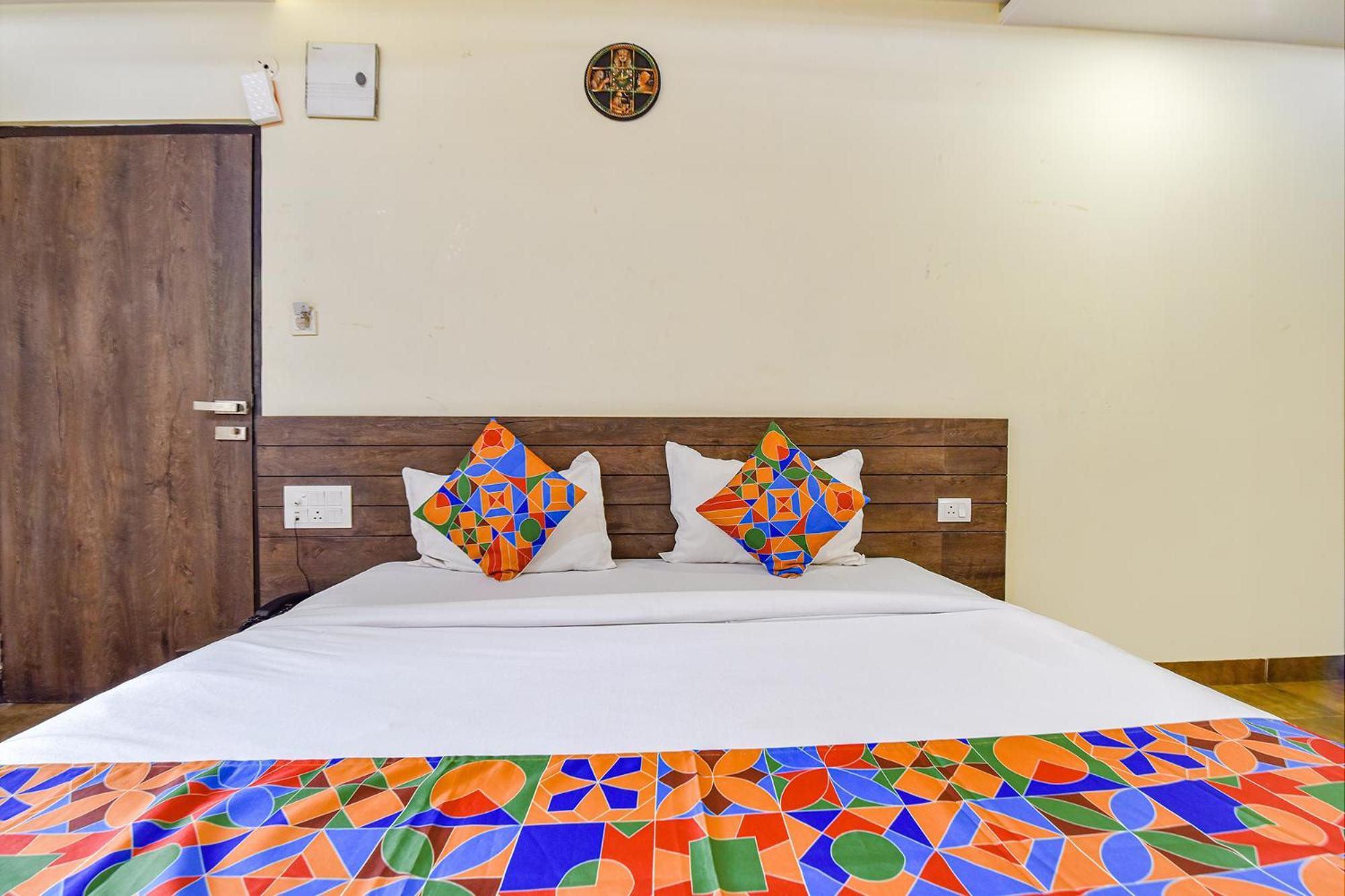 Fabhotel Padmawati Palace Джапур Экстерьер фото